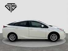 Toyota Prius 	S SafetyPlus - U8524