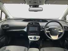 Toyota Prius 	S SafetyPlus - U8524