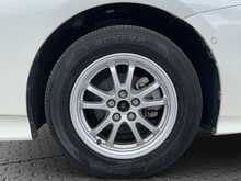 Toyota Prius 	S SafetyPlus - U8524