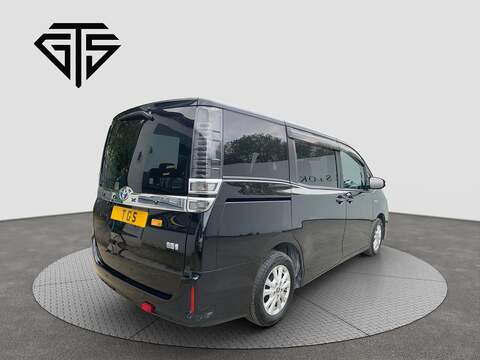 Hybrid X 1.8 5dr MPV Automatic Petrol Hybrid