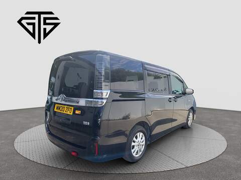 Hybrid X 1.8 5dr MPV Automatic Petrol Hybrid