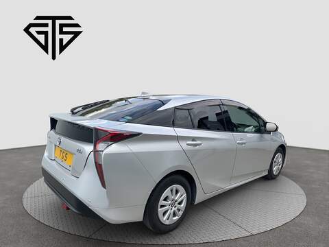 S SafetyPlus 1.8 5dr Hatchback Automatic Petrol Hybrid