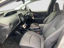 Toyota Prius S SafetyPlus - U8526