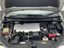 Toyota Prius S SafetyPlus - U8526