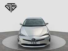 Toyota Prius S - U8527