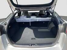 Toyota Prius S - U8527