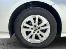 Toyota Prius S - U8527