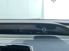 Toyota Prius S - U8527