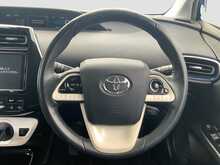 Toyota Prius A Touring-Selection - U8529