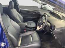 Toyota Prius A Touring-Selection - U8529