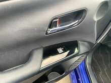 Toyota Prius A Touring-Selection - U8529