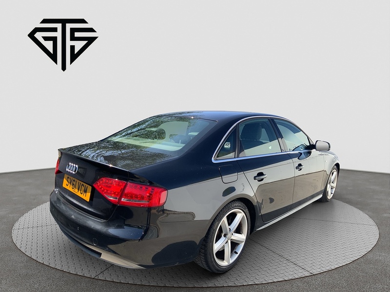 Audi A4 TDI S line - U8539