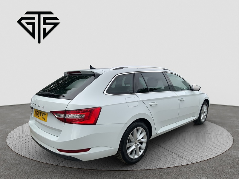 Skoda Superb TDI SE Technology - U8541
