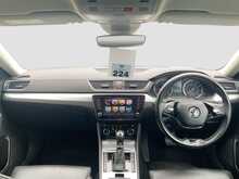 Skoda Superb TDI SE Technology - U8541