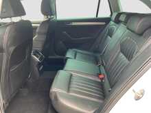 Skoda Superb TDI SE Technology - U8541