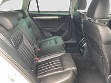 Skoda Superb TDI SE Technology - U8541