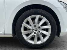 Skoda Superb TDI SE Technology - U8541