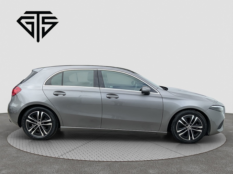 Mercedes-Benz A Class A200d Sport - U8542