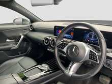 Mercedes-Benz A Class A200d Sport - U8542