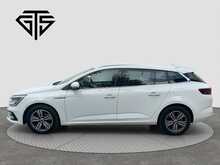 Renault Megane E-TECH Iconic - U8543