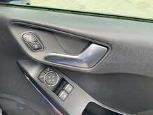 Ford Fiesta Ti-VCT Zetec - U8544