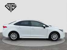 Toyota Corolla HYBRID G-X - U8549