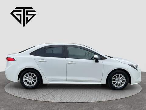 HYBRID G-X 1.8 5dr Saloon Automatic Petrol Hybrid