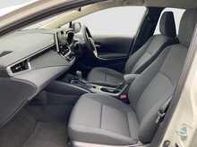 Toyota Corolla HYBRID G-X - U8549