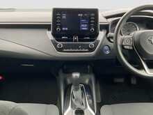 Toyota Corolla HYBRID G-X - U8549