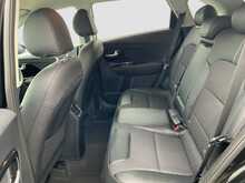 Kia Niro GDi 2 - U8550