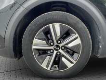 Kia Niro GDi 2 - U8550