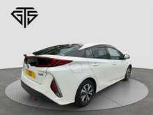 Toyota PRIUS PHV A - U8552
