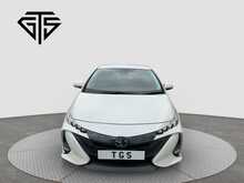 Toyota PRIUS PHV A - U8552