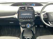 Toyota PRIUS PHV A - U8552
