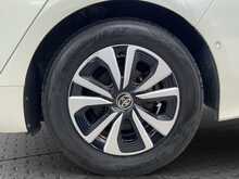 Toyota PRIUS PHV A - U8552