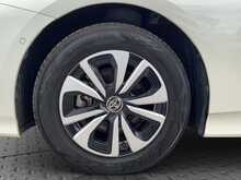 Toyota PRIUS PHV A - U8552