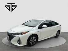 Toyota Prius PHV A - U8552