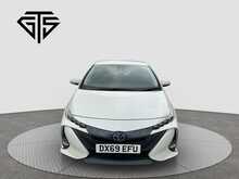 Toyota Prius PHV A - U8552
