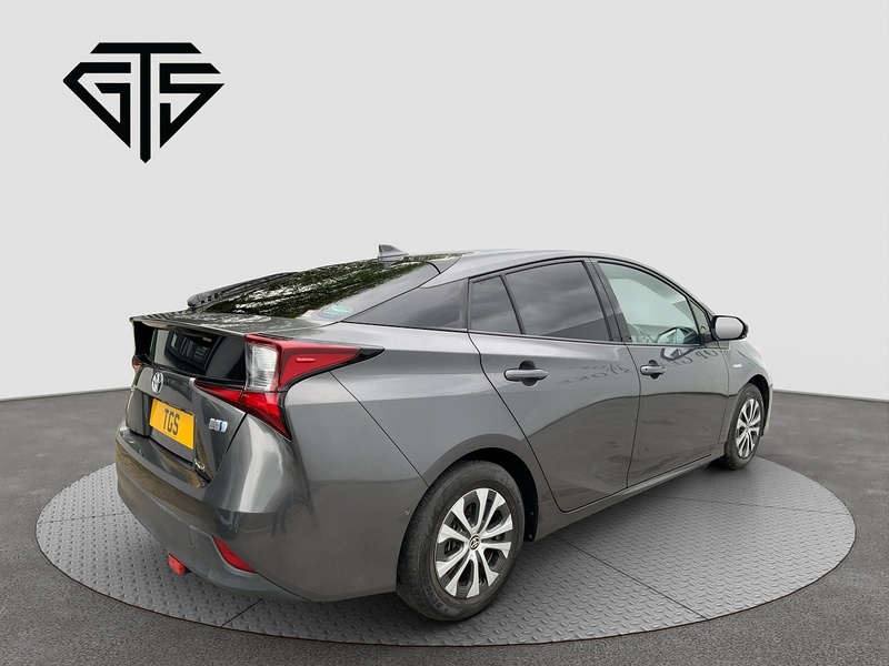 Toyota Prius A - U8553