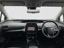 Toyota Prius A - U8553