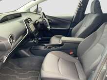 Toyota Prius A - U8553