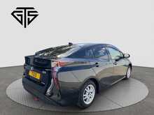 Toyota Prius S SafetyPlus - U8555