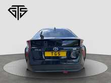 Toyota Prius S SafetyPlus - U8555