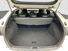 Toyota Prius S - U8556