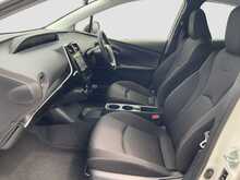Toyota Prius E - U8557
