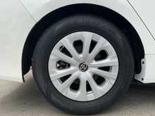 Toyota Prius E - U8557