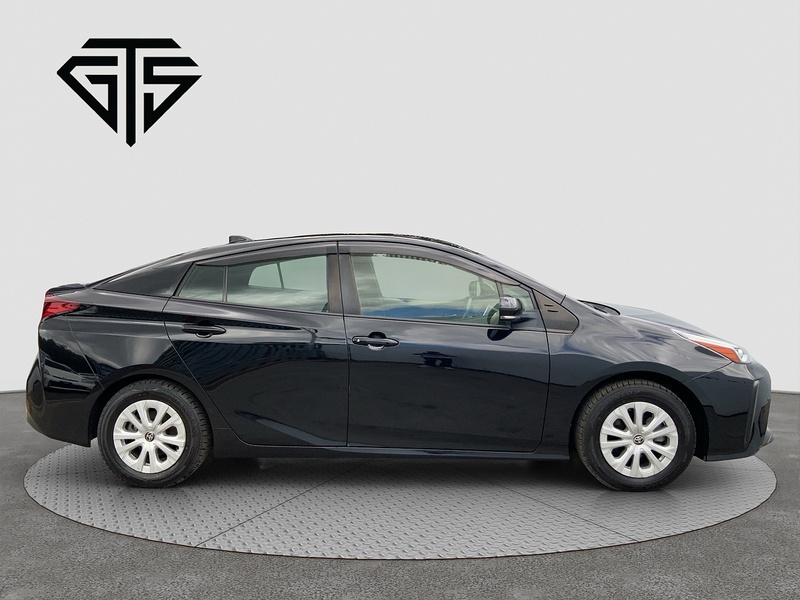 Toyota Prius S - U8558