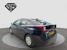 Toyota Prius S - U8558