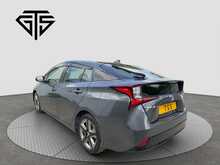 Toyota Prius S Touring-Selection - U8562