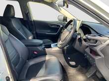 Toyota Rav4 Hybrid G 4WD - U8563